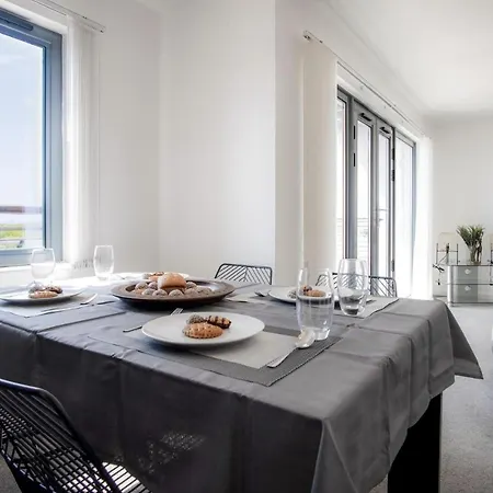 Maritime Quarter - 2 Bedroom Apartment - Sa1 Beach Front Fishermans Way Swansea Exterior photo